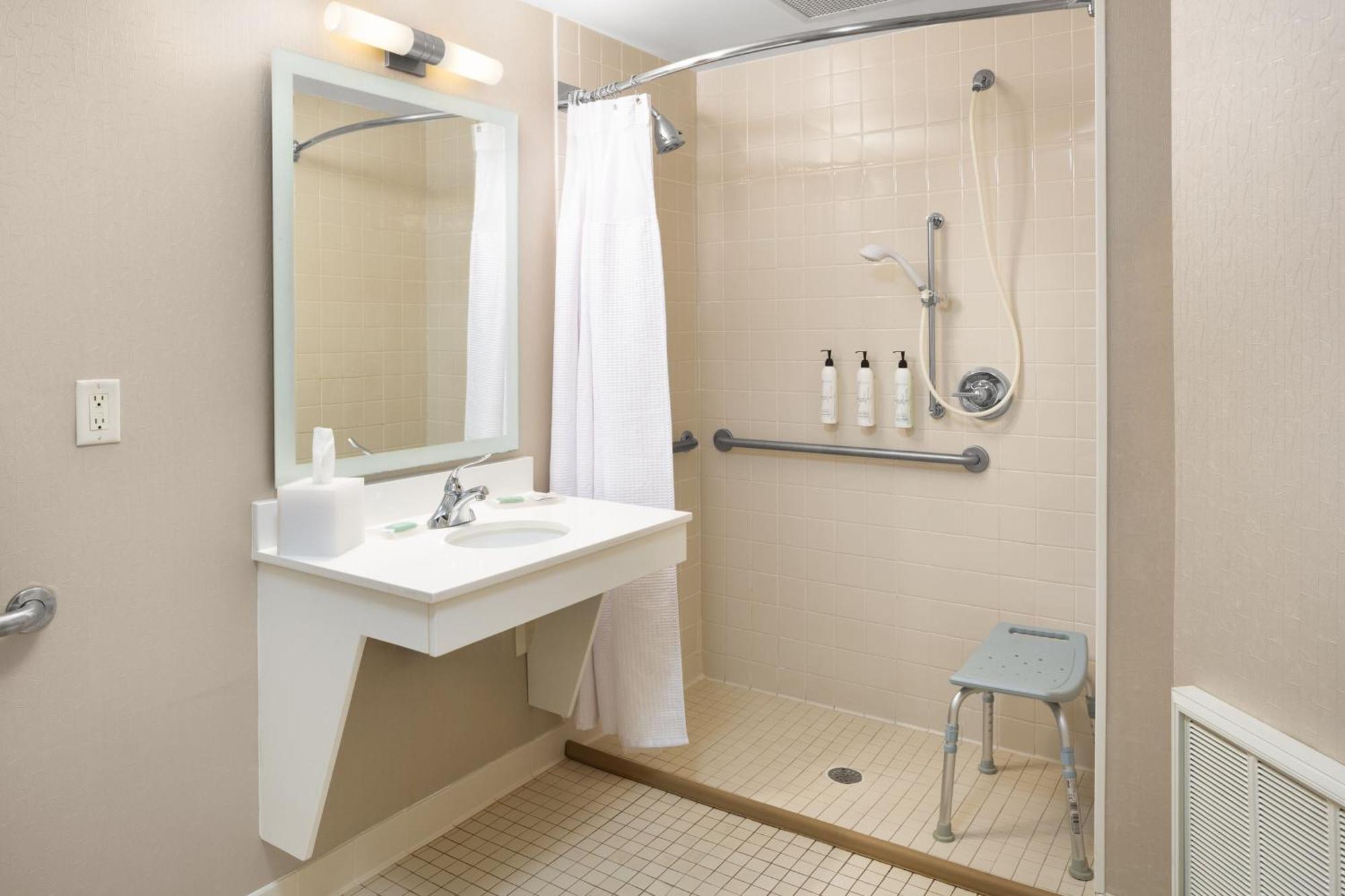Springhill Suites Milford Extérieur photo