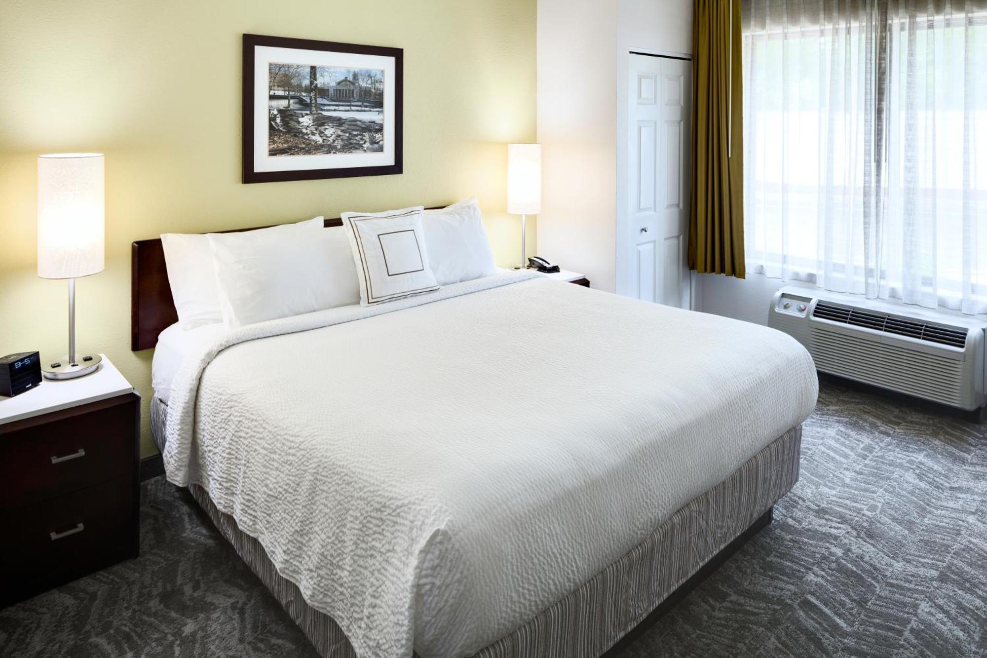 Springhill Suites Milford Extérieur photo