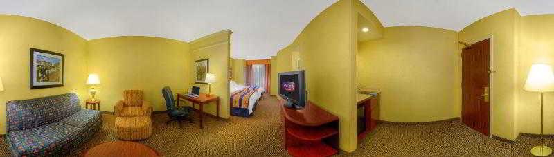 Springhill Suites Milford Extérieur photo