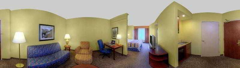 Springhill Suites Milford Extérieur photo